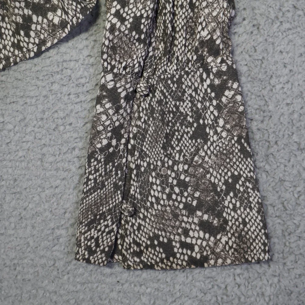 Free People Snakeskin Print High Low Button Down Blouse Grey White XS 30404813